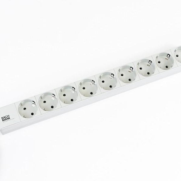 BM IT PDU power strip 9x sockets 1U, 