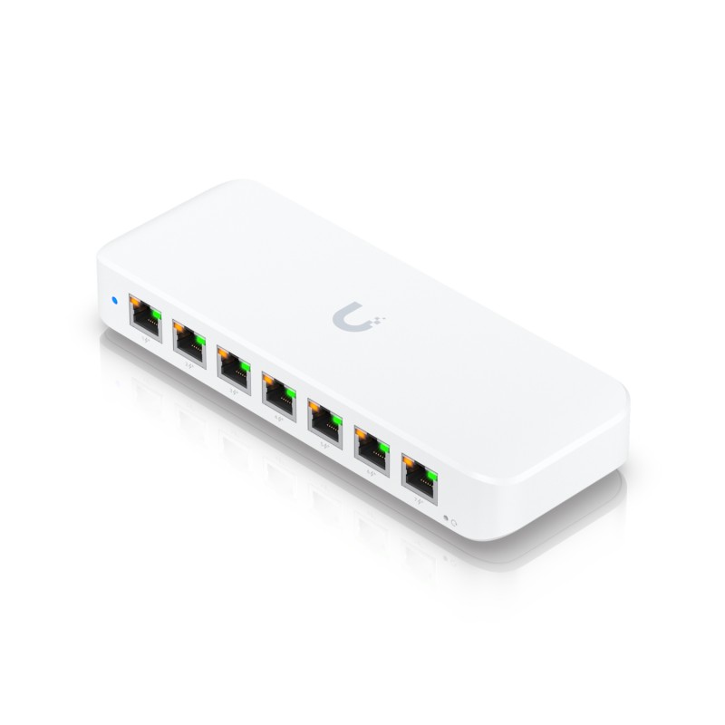 Ubiquiti USW-Ultra-210W-EU compact, Layer 2, 8-port GbE PoE switch, 7x GbE PoE+ output ports, GbE port with optional PoE++ input, 202W PoE 