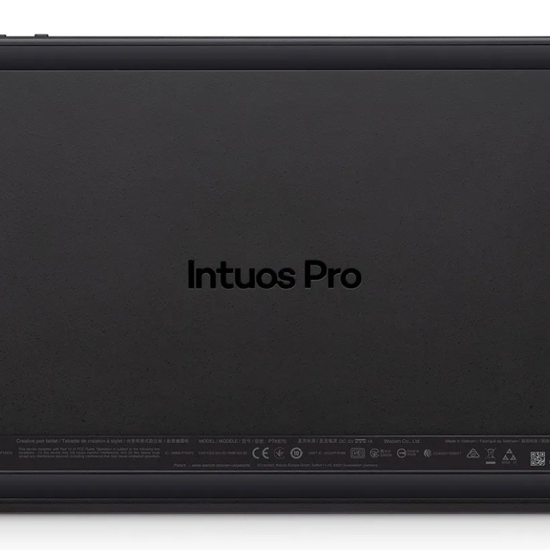 Wacom Intuos Pro M [2025] Pen Tablet Medium 