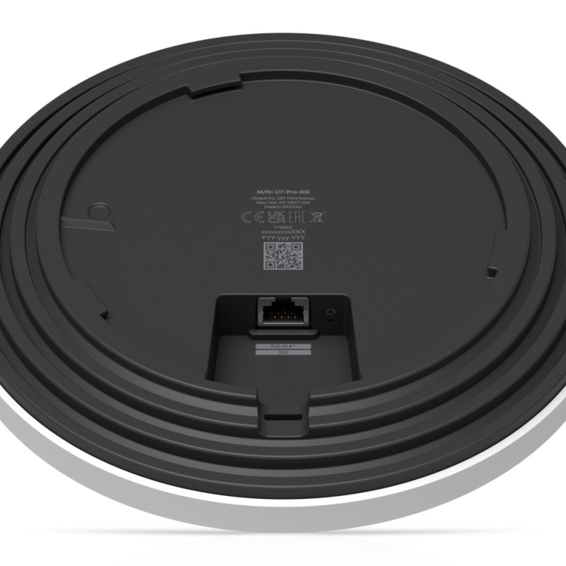 Ubiquiti U7-PRO-XG Ceiling-mounted 6-stream WiFi 7 AP with 10/5/2.5/1 GbE support, 140 sqm coverage, 300+ connected devices, Powered using PoE+, 10 GbE uplink 