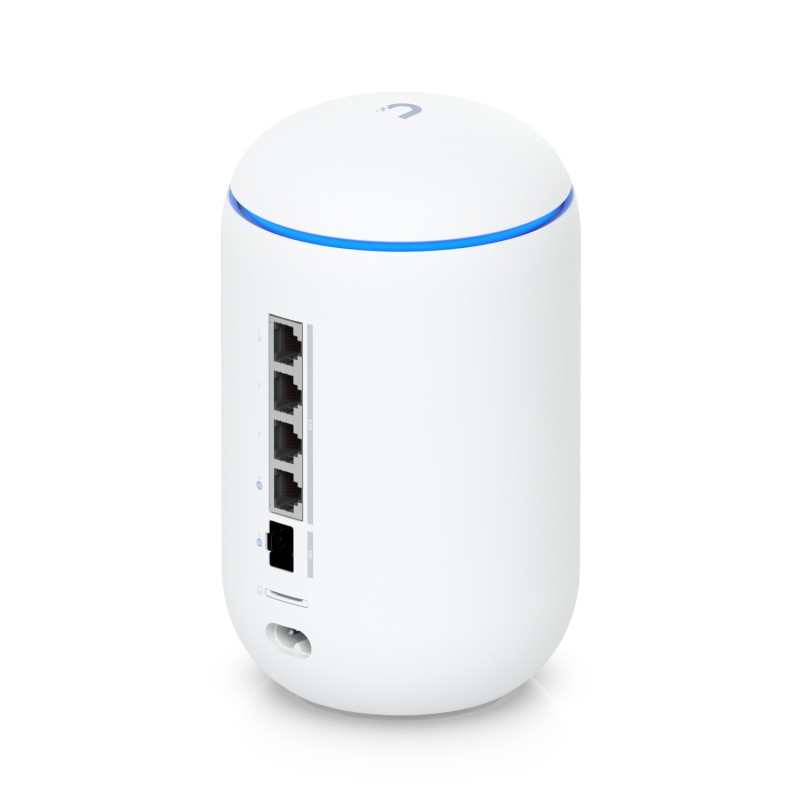 Ubiquiti UniFi UDR7 Dream Router 7 Desktop 10G Cloud Gateway with integrated WiFi 7, PoE switch, 10G SFP+ and (1) 2.5 GbE RJ45 WAN port, 64 GB microSD 