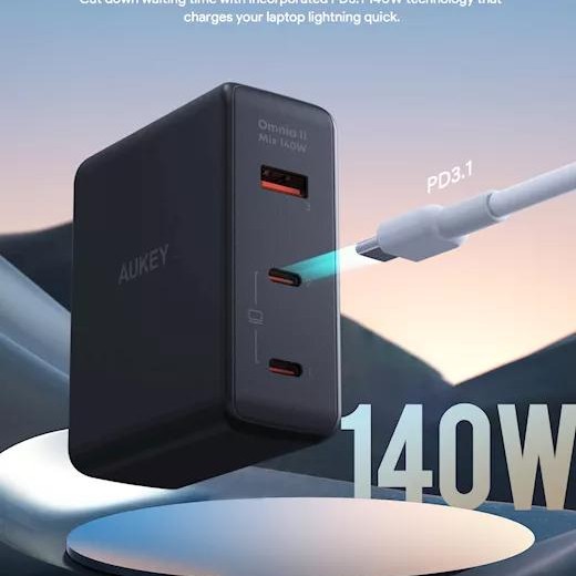 Alimentator retea Aukey, PA-B7O BK, 140W, fast charge, 2 x USB-C, 1 x USB-A, negru, 