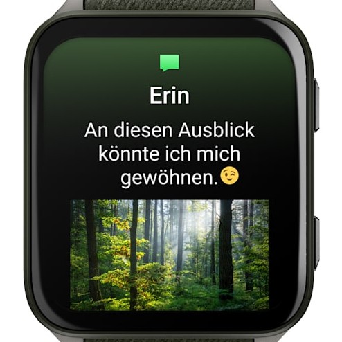 Smartwatch Venu X1 Moss with Titanium Caseback and Moss ComfortFit Nylon Band 