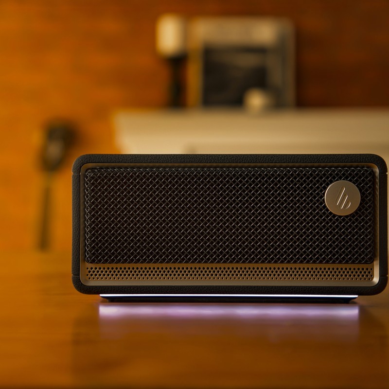 BOXE EDIFIER portabila bluetooth, RMS:  34W (8W + 8W + 18W), built-in Li-ion up to 9 hours, IP66, USB-C, black, 