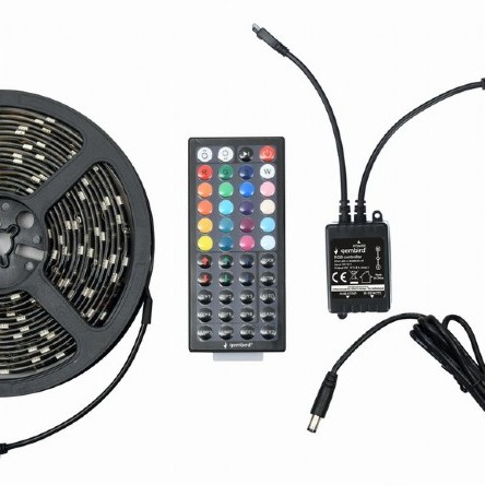 BANDA LED GEMBIRD, RGB diferite culori, 280lm, 17W, 150 x LED, banda 5m, telecomanda, rezistenta la stropi IP65, cablu 1.5m, 